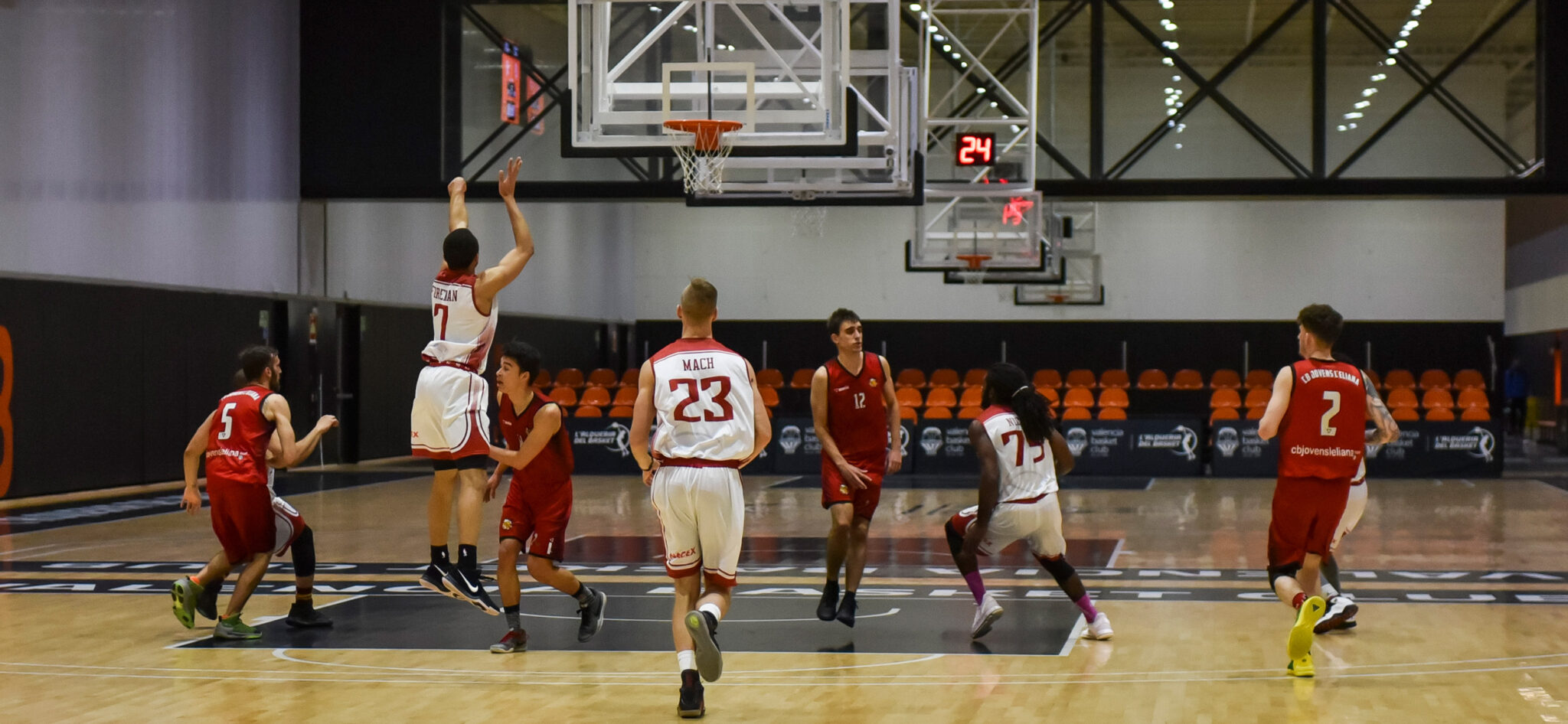 how-to-play-basketball-overseas-europrobasket-international-academy