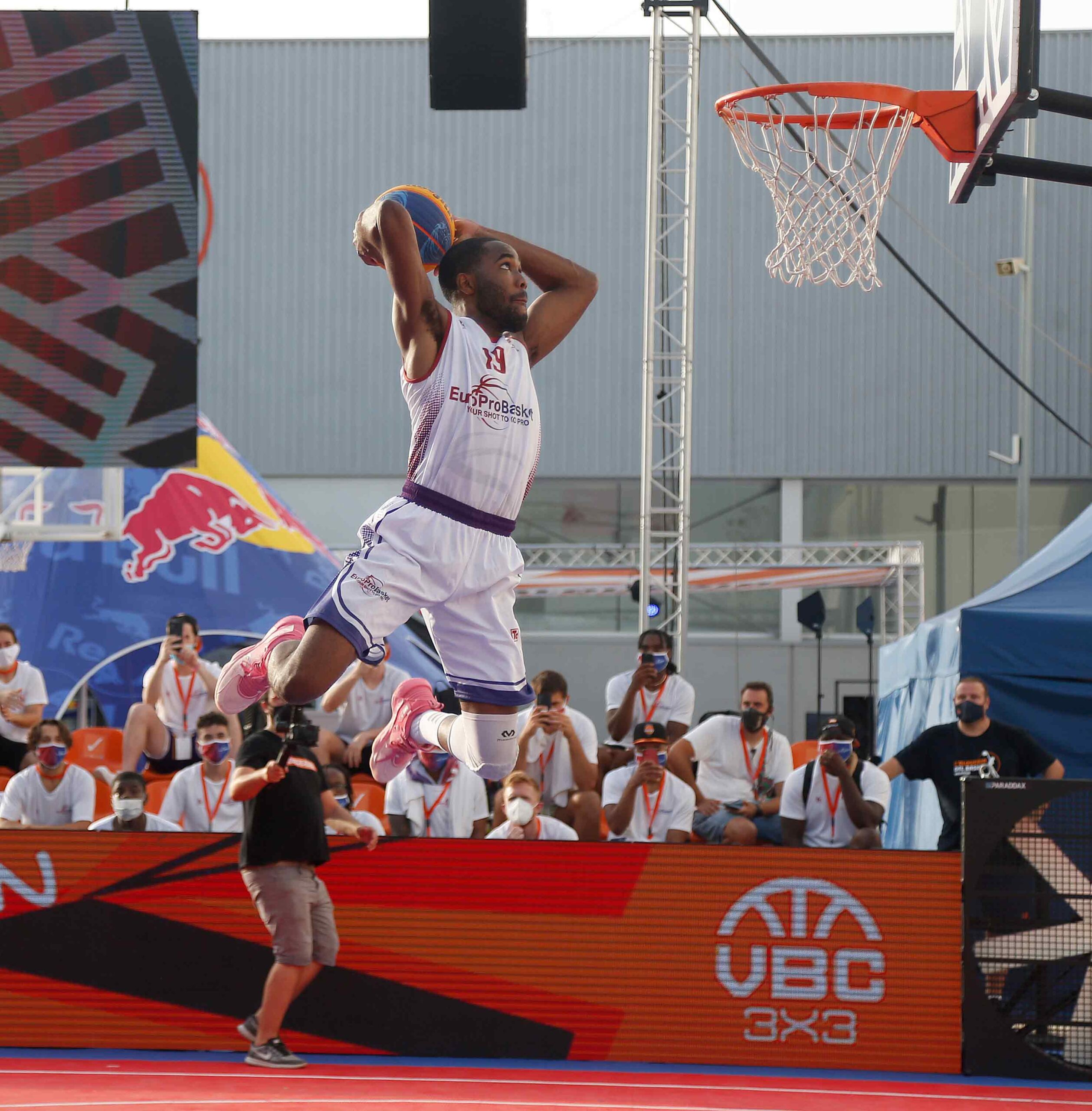 Jason Bady Europrobasket dunk
